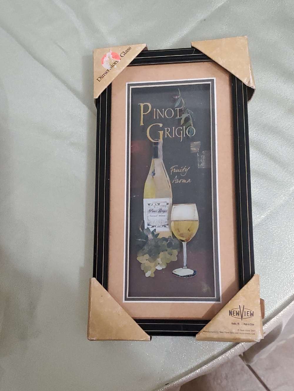 Pinot Grigio Wine Wall Art - Black Frame with Beige Mat